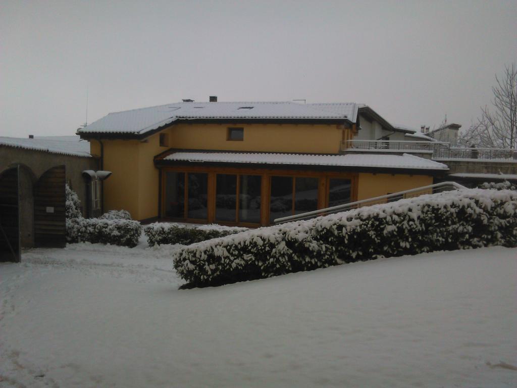 Two-Bedroom Apartment,48376729:JPEG
