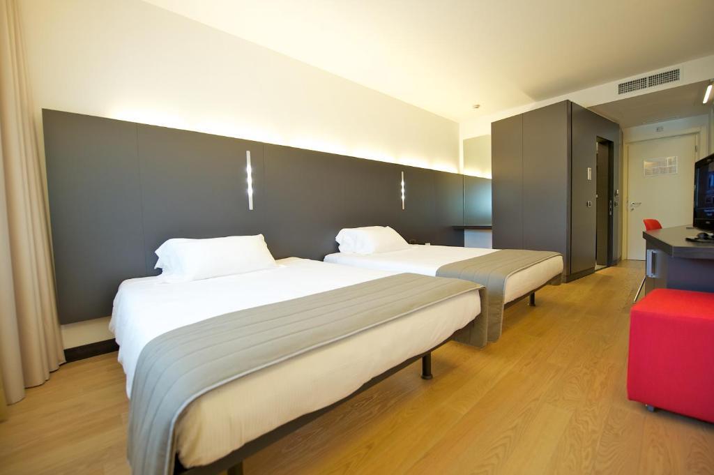 Junior Suite One Double Bed,63079960:JPEG